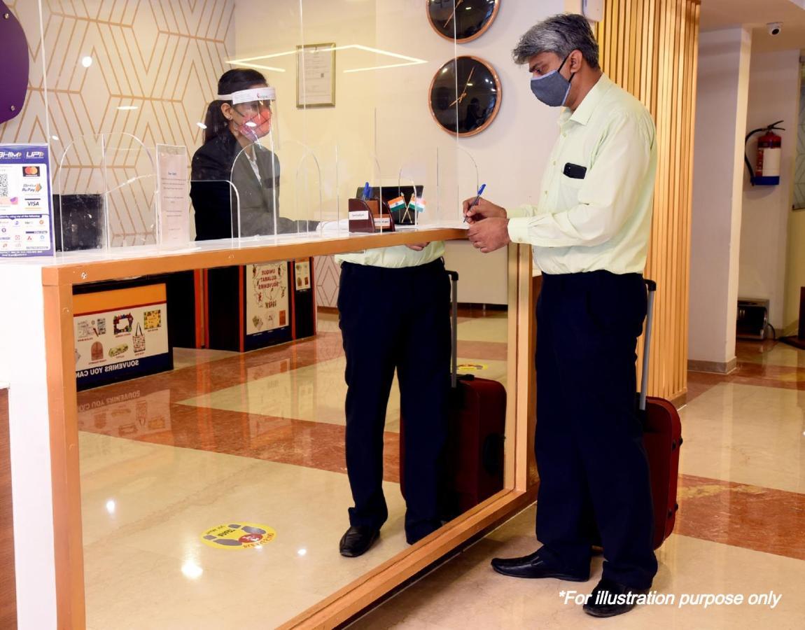 Spot On 82626 Hotel Shivtara Morgaon المظهر الخارجي الصورة