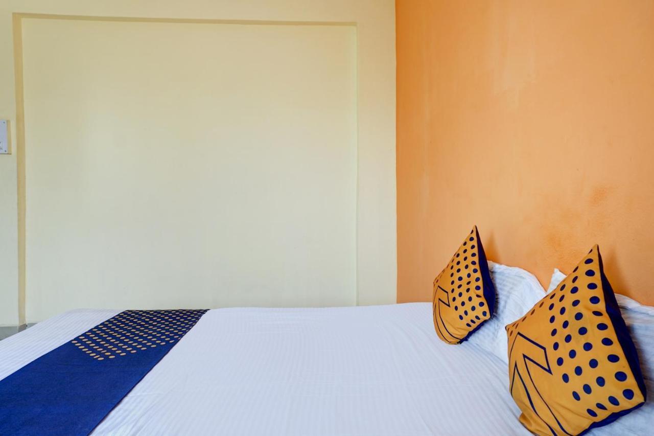 Spot On 82626 Hotel Shivtara Morgaon المظهر الخارجي الصورة