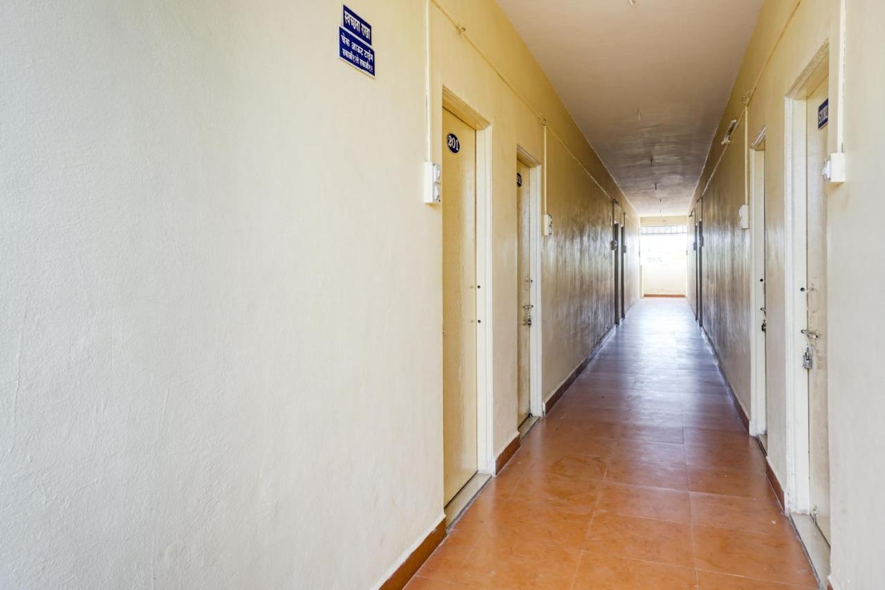 Spot On 82626 Hotel Shivtara Morgaon المظهر الخارجي الصورة